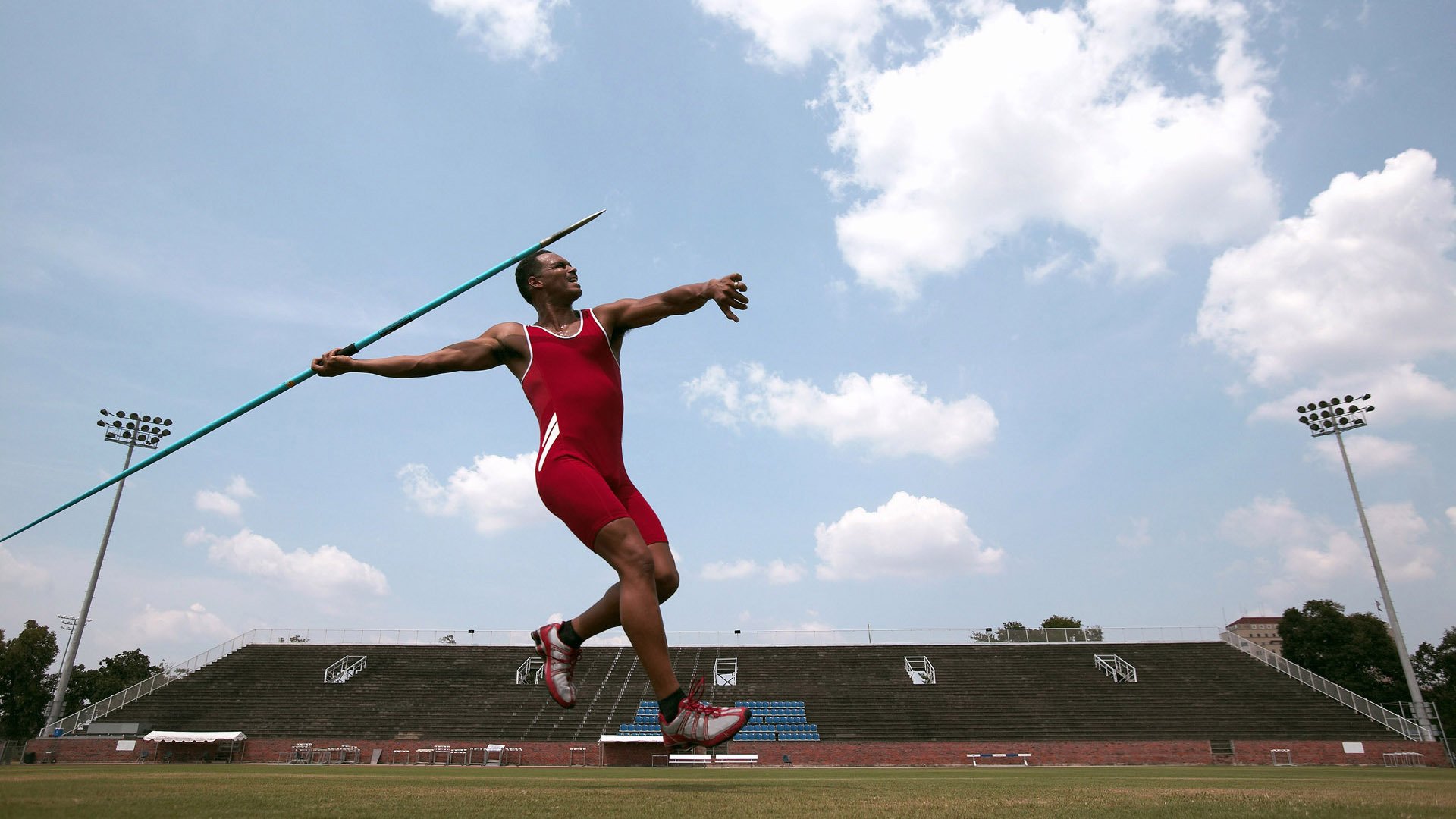 建设运动生活内容资源库的综合信息平台,如何建设运动健康城市